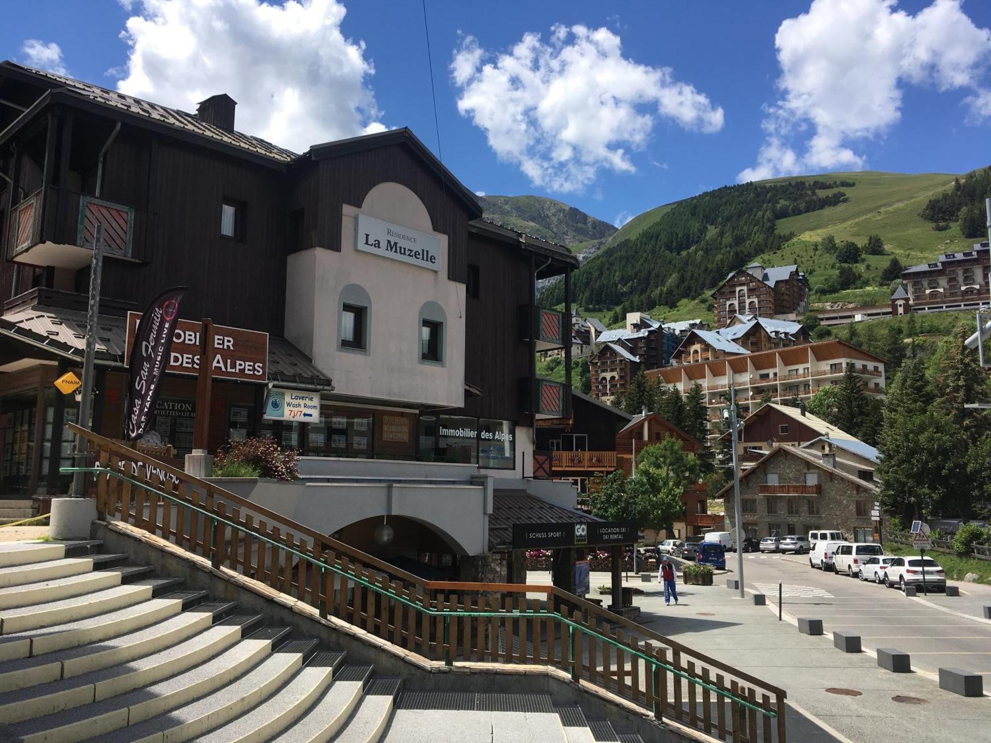 Travelski Home Classic - Residence La Muzelle Les Deux Alpes Exterior photo